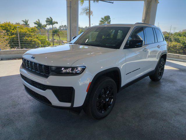 new 2026 Jeep Grand Cherokee car, priced at $43,002