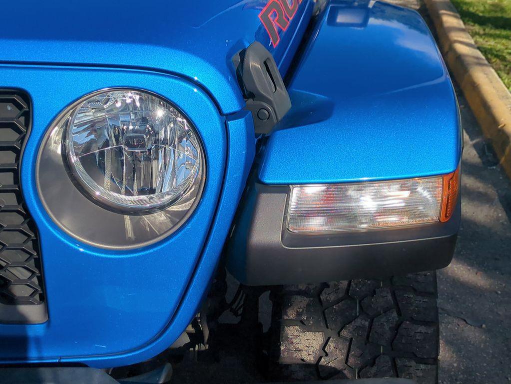 used 2022 Jeep Gladiator car, priced at $29,420