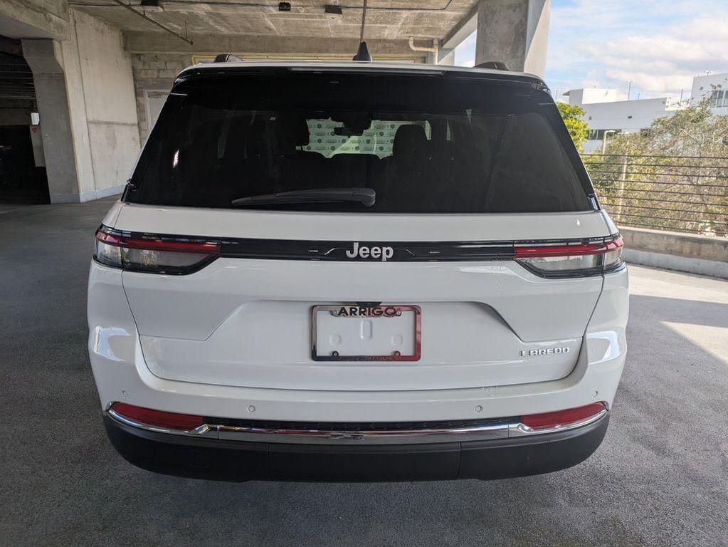 new 2025 Jeep Grand Cherokee car, priced at $28,169