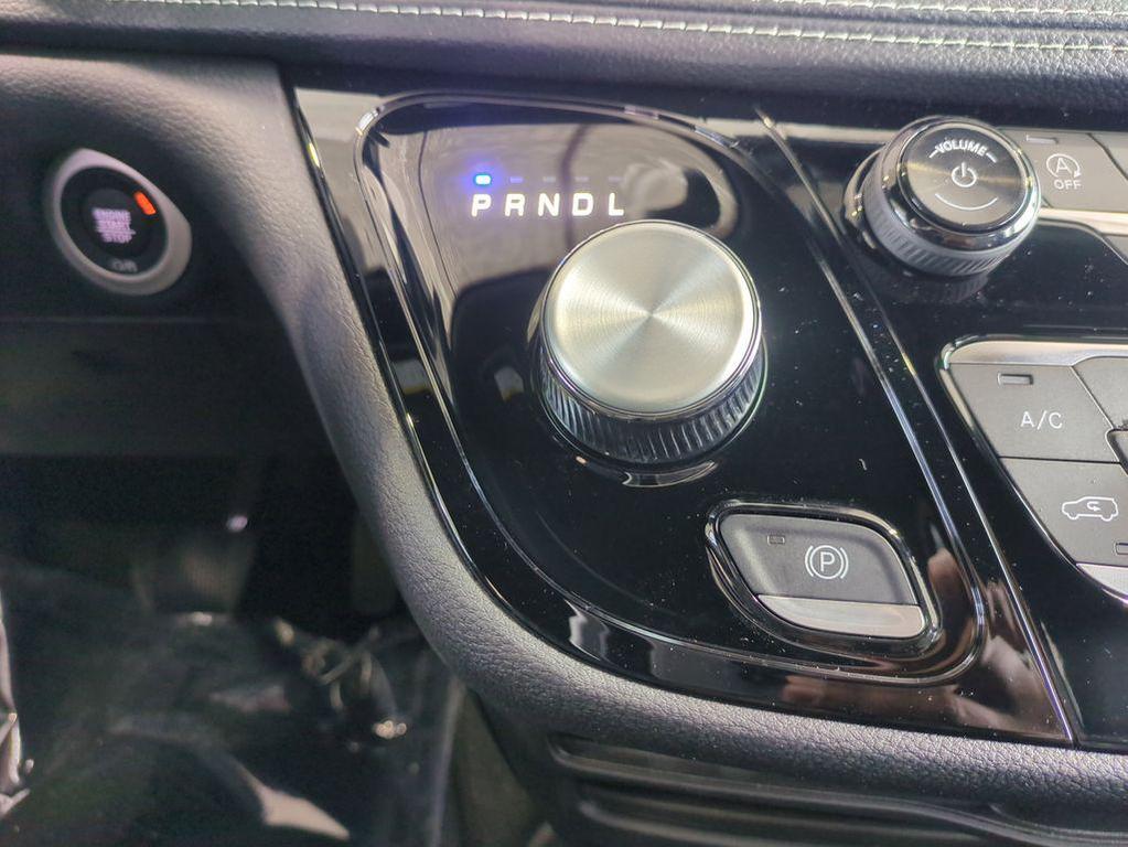 new 2026 Chrysler Pacifica car, priced at $36,932