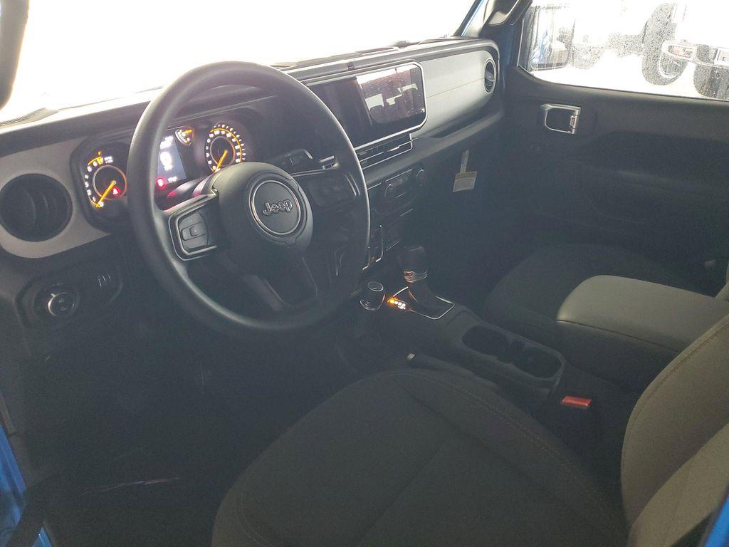 new 2026 Jeep Gladiator car, priced at $37,367
