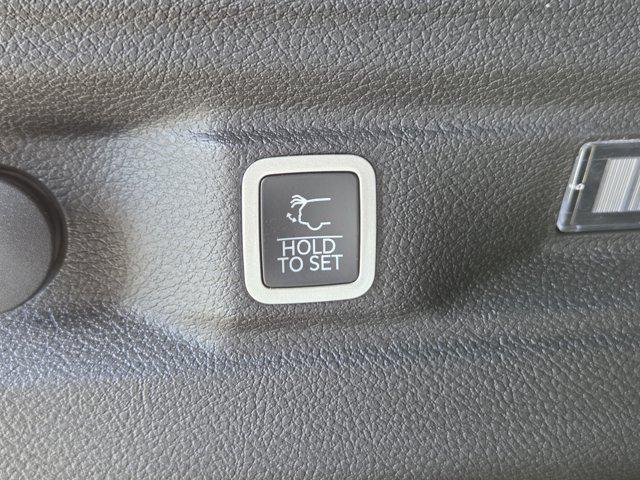 new 2025 Jeep Grand Cherokee L car