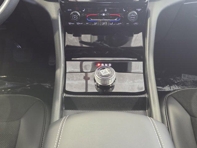 new 2025 Jeep Grand Cherokee L car