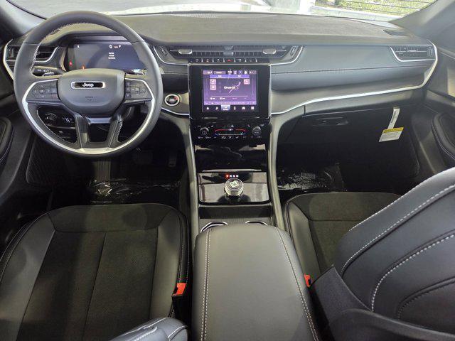 new 2025 Jeep Grand Cherokee L car