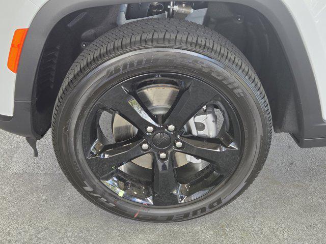 new 2025 Jeep Grand Cherokee L car