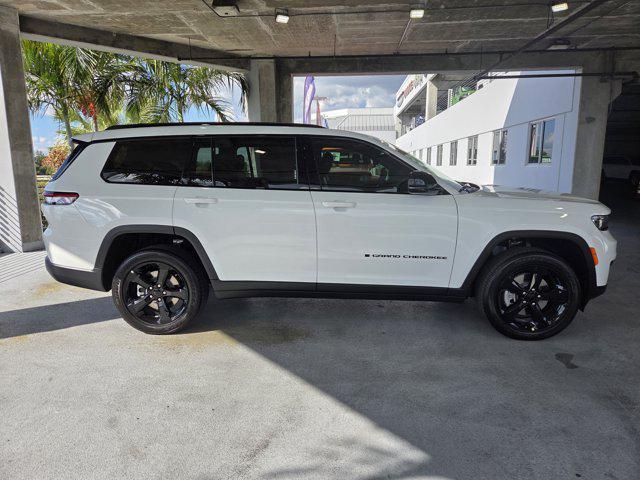 new 2025 Jeep Grand Cherokee L car