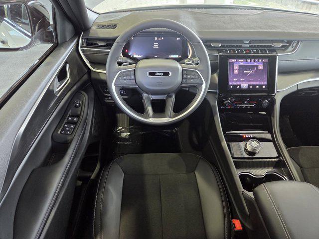 new 2025 Jeep Grand Cherokee L car