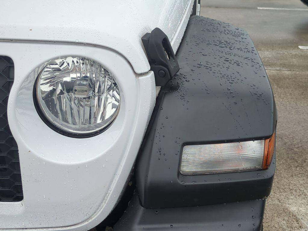 used 2020 Jeep Gladiator car, priced at $22,295