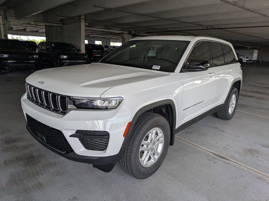 new 2025 Jeep Grand Cherokee car, priced at $29,603
