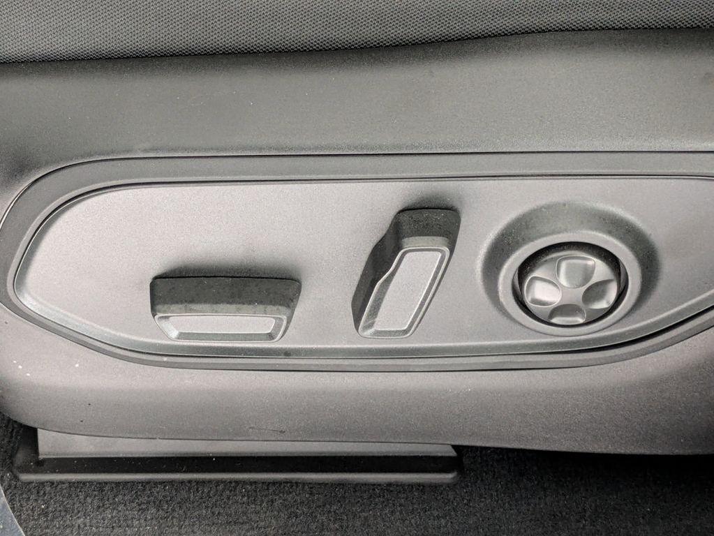 new 2025 Jeep Grand Cherokee car, priced at $29,603