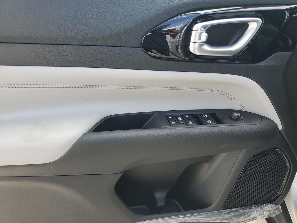 new 2026 Jeep Compass car, priced at $31,185
