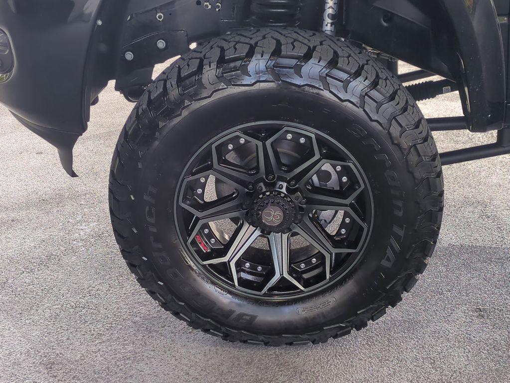 new 2025 Ram 2500 car, priced at $63,087