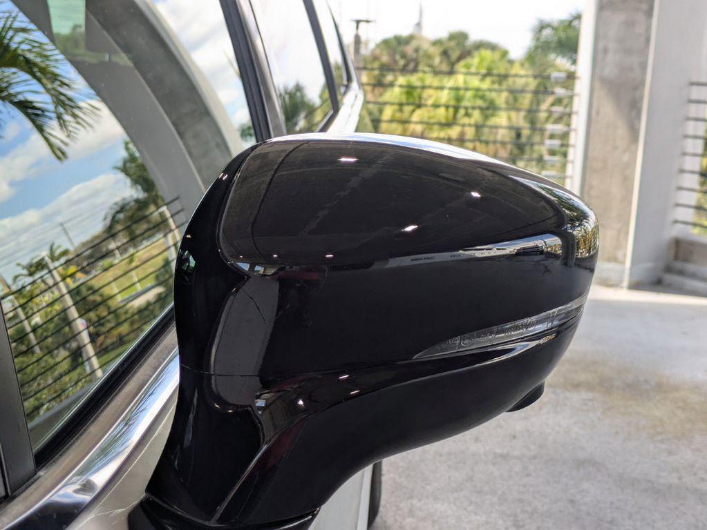 new 2026 Chrysler Pacifica car, priced at $35,558