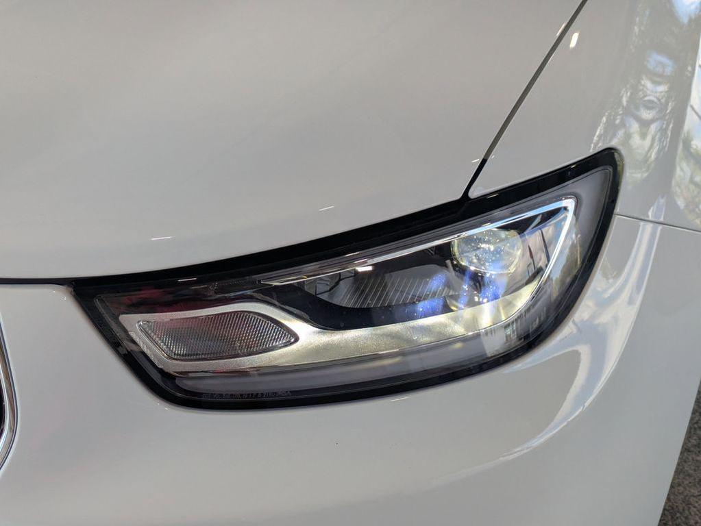 new 2026 Chrysler Pacifica car, priced at $35,558