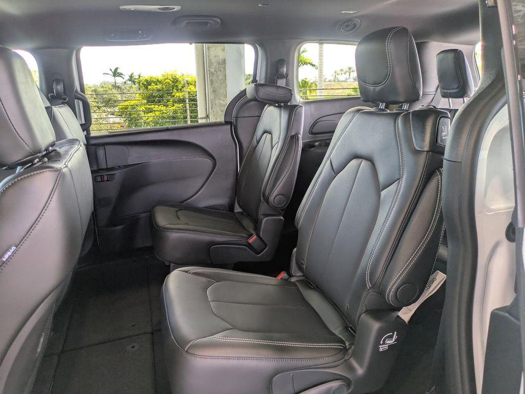 new 2026 Chrysler Pacifica car, priced at $35,558