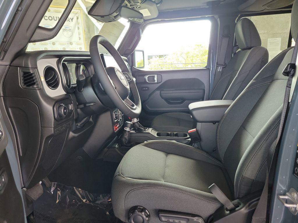 new 2026 Jeep Wrangler car, priced at $47,606