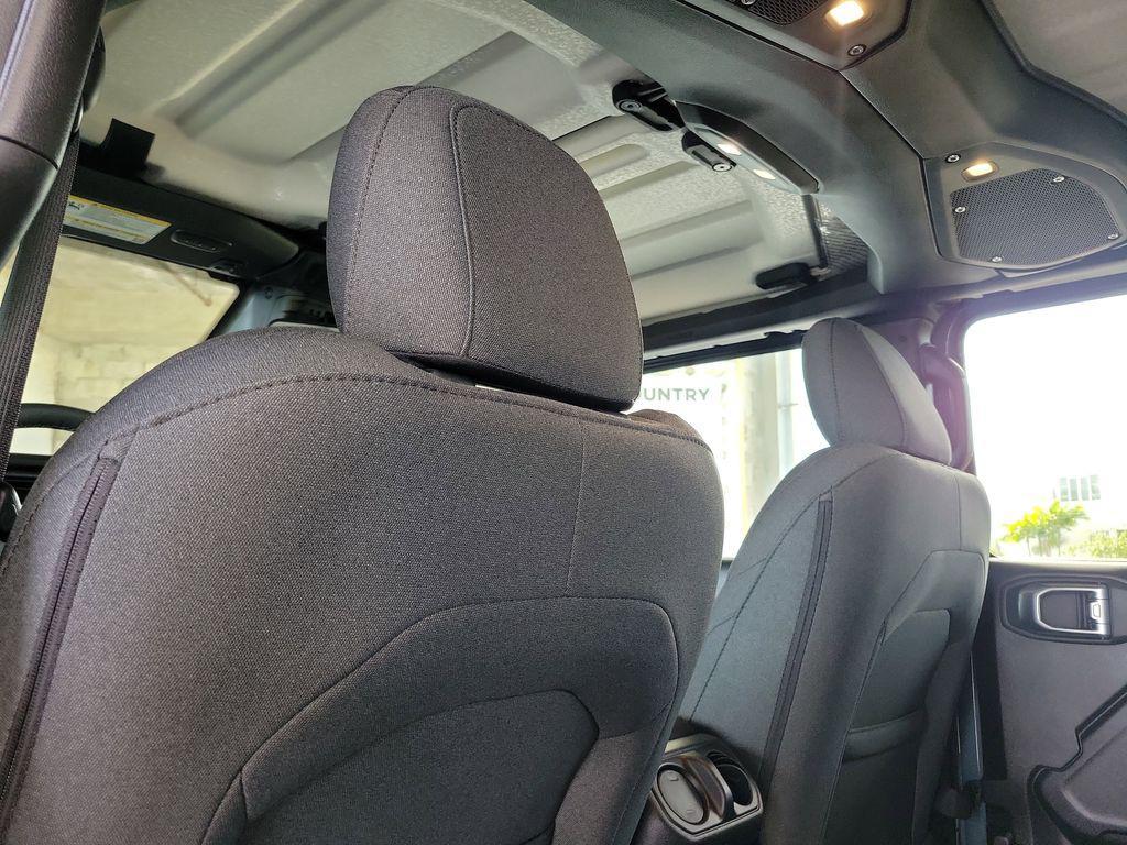 new 2026 Jeep Wrangler car, priced at $47,606