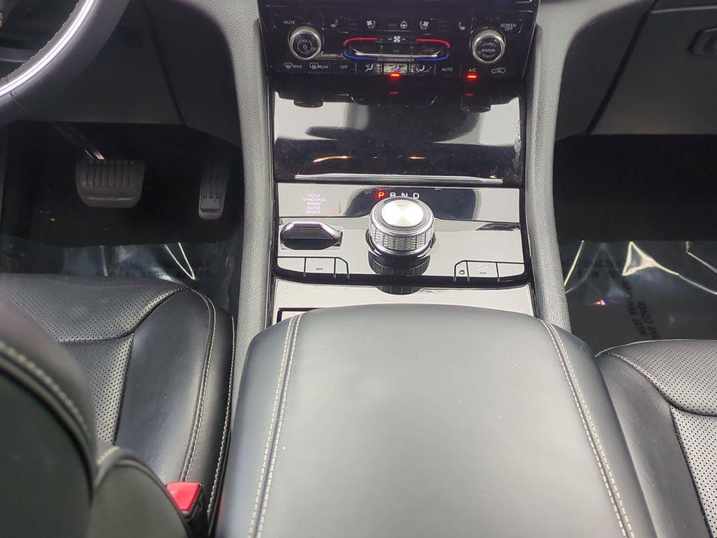 used 2021 Jeep Grand Cherokee L car, priced at $25,999