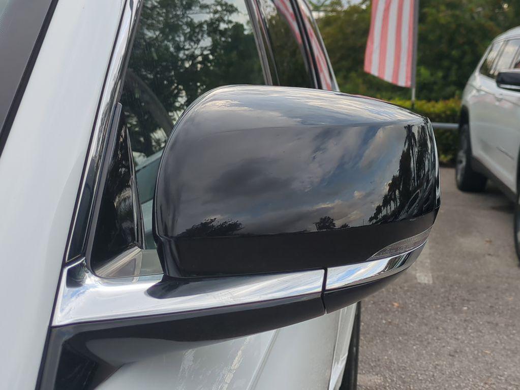 used 2021 Jeep Grand Cherokee L car, priced at $25,999