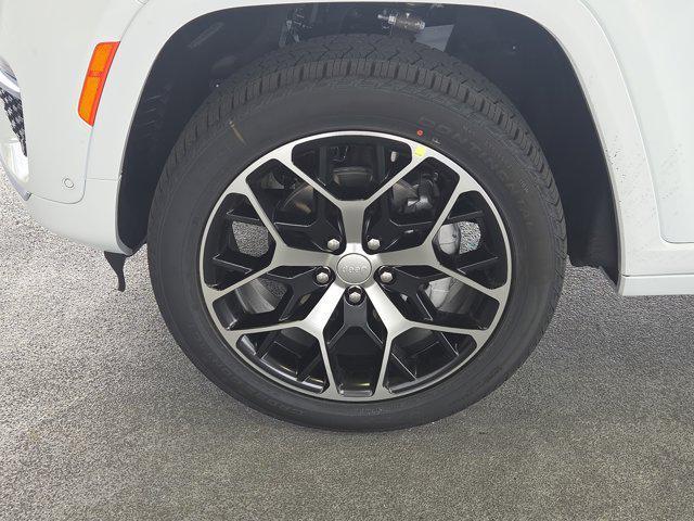 new 2025 Jeep Grand Cherokee car