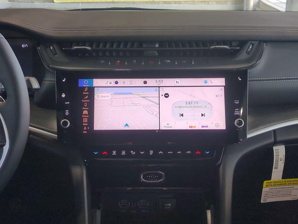 new 2026 Jeep Grand Cherokee car, priced at $43,617