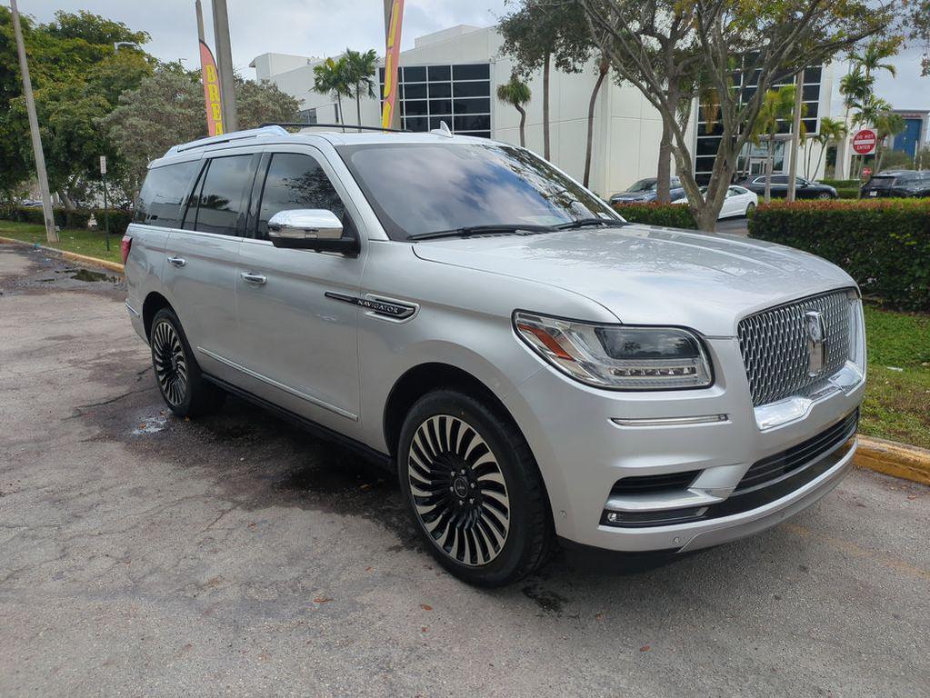 used 2018 Lincoln Navigator car, priced at $31,029