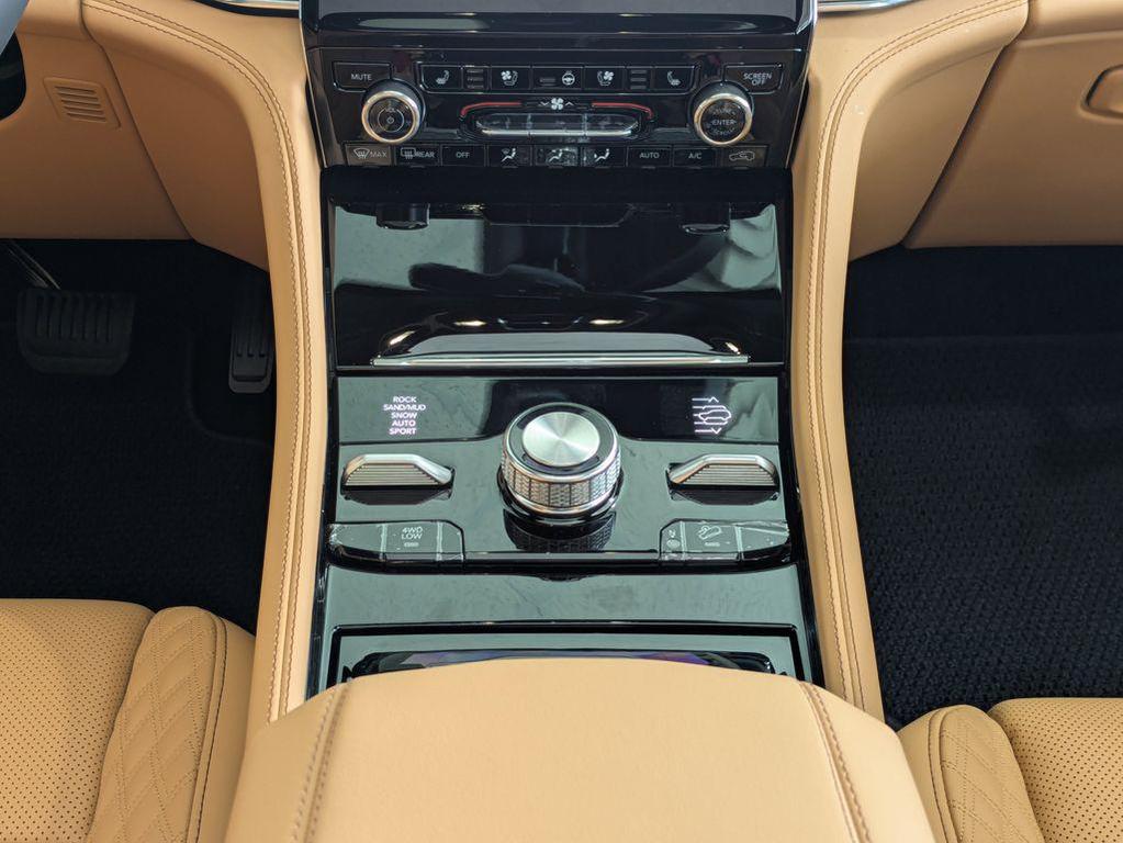 new 2025 Jeep Grand Cherokee car, priced at $56,986