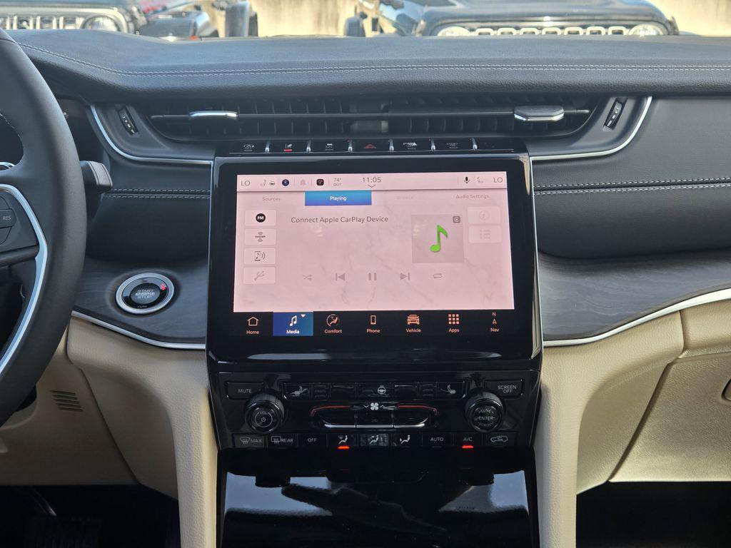 new 2025 Jeep Grand Cherokee car, priced at $35,262