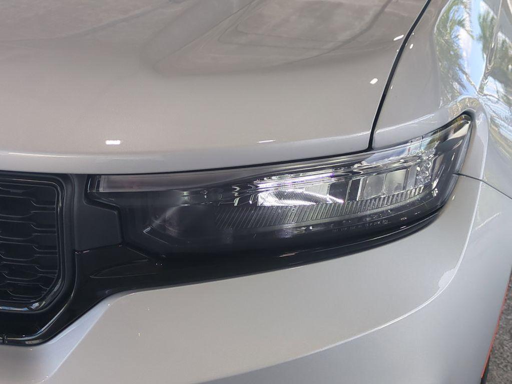 new 2025 Jeep Grand Cherokee car, priced at $36,078