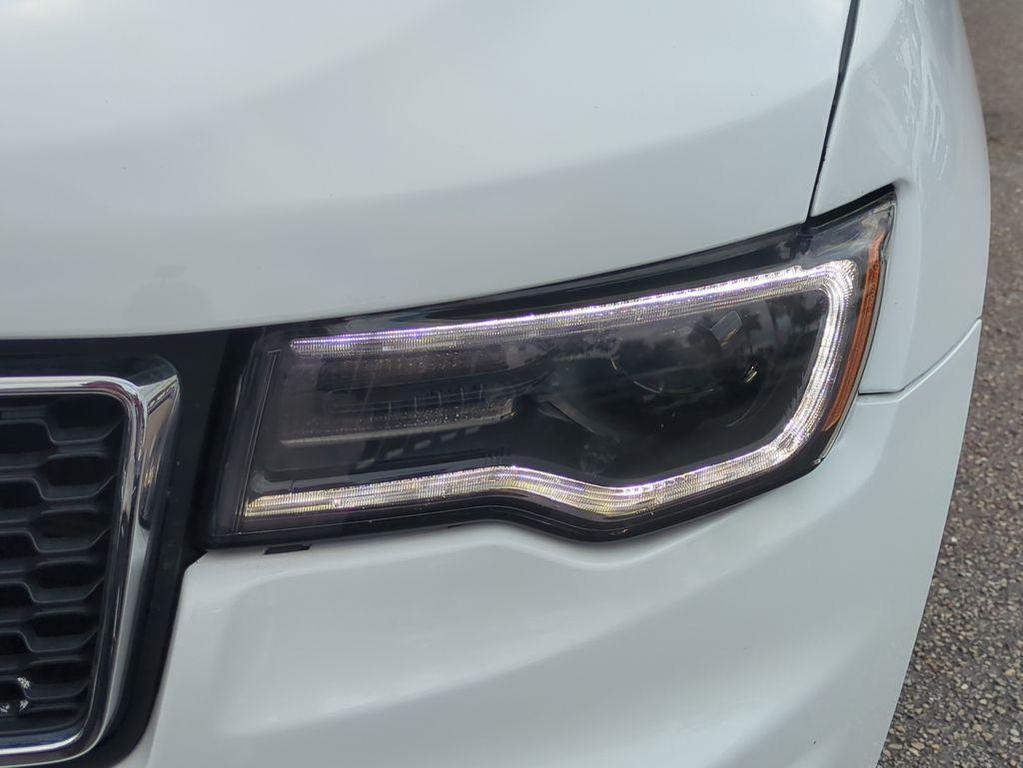 used 2018 Jeep Grand Cherokee car, priced at $11,504