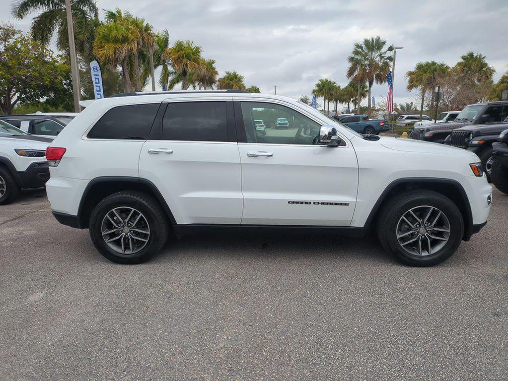 used 2018 Jeep Grand Cherokee car, priced at $11,504