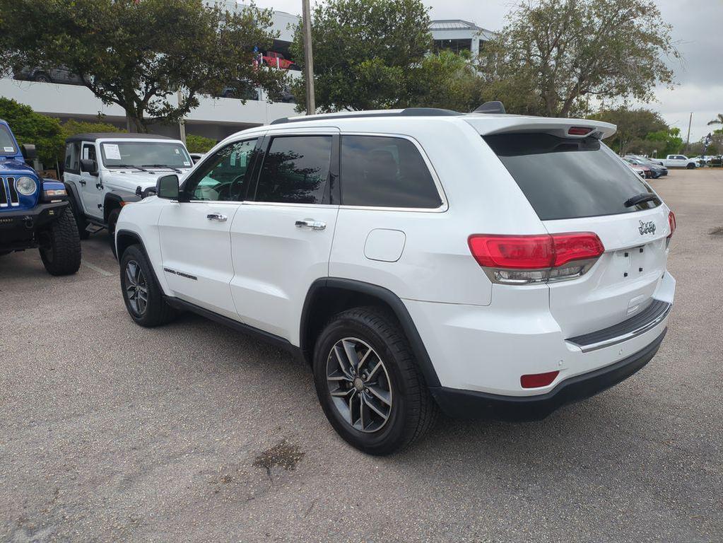 used 2018 Jeep Grand Cherokee car, priced at $11,504