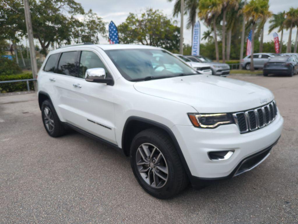 used 2018 Jeep Grand Cherokee car, priced at $11,504