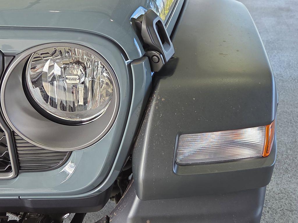 new 2026 Jeep Wrangler car, priced at $39,208