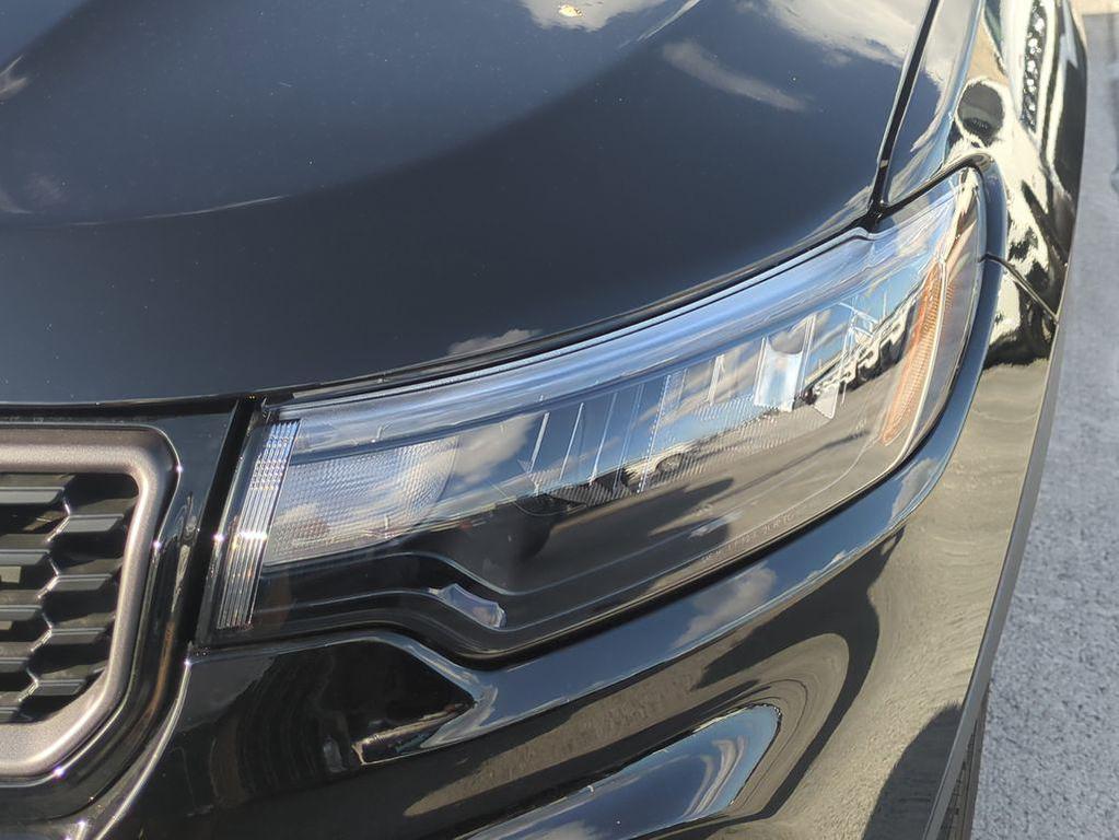 new 2026 Jeep Compass car, priced at $28,086