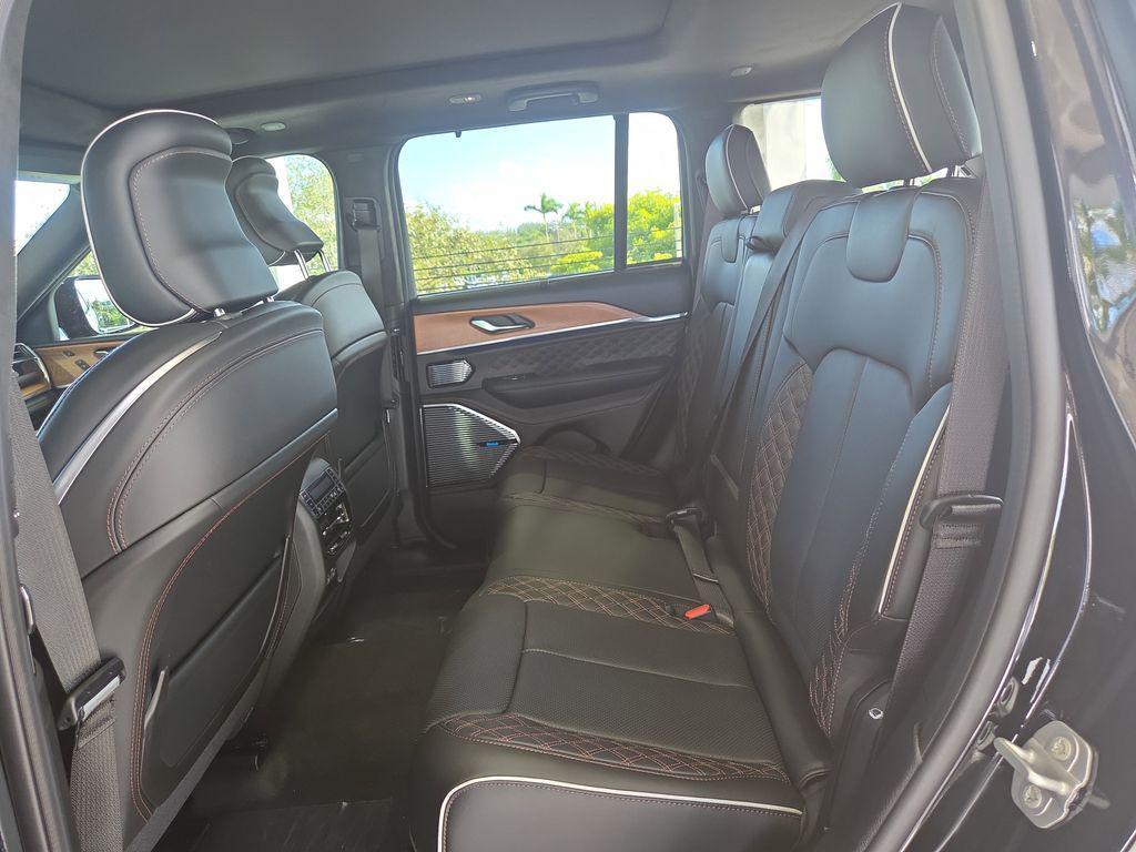 new 2025 Jeep Grand Cherokee car, priced at $61,318