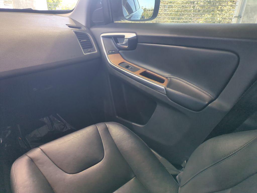 used 2017 Volvo XC60 car, priced at $8,459