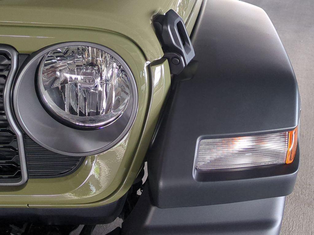 new 2026 Jeep Wrangler car, priced at $39,708