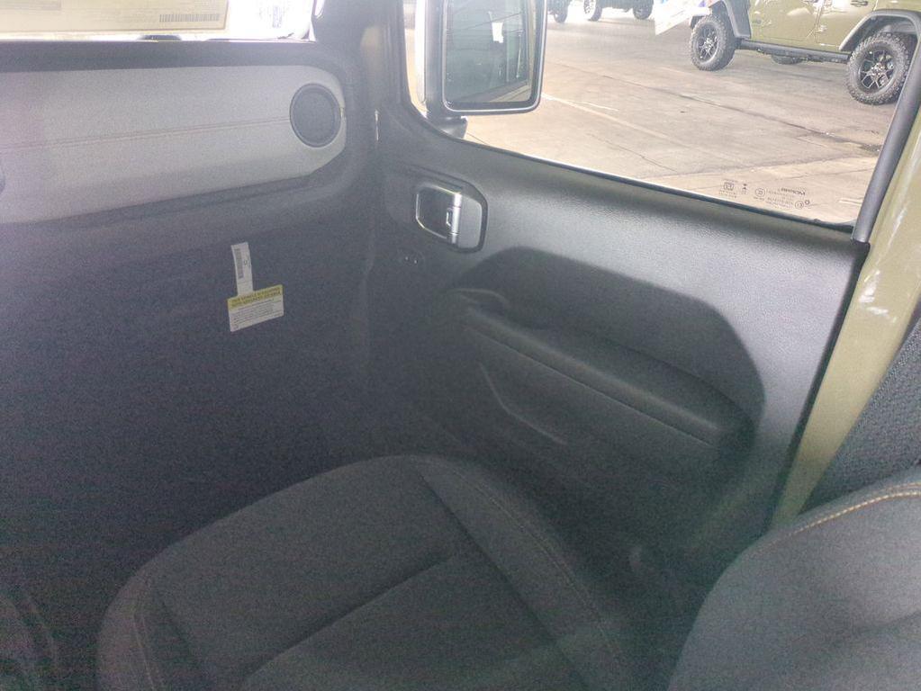 new 2026 Jeep Wrangler car, priced at $39,708