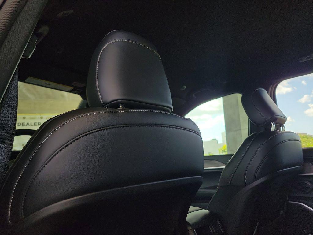 new 2026 Jeep Grand Cherokee car, priced at $43,551