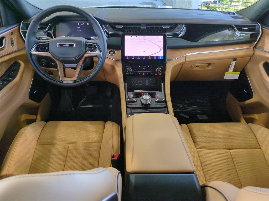 new 2025 Jeep Grand Cherokee car, priced at $57,516