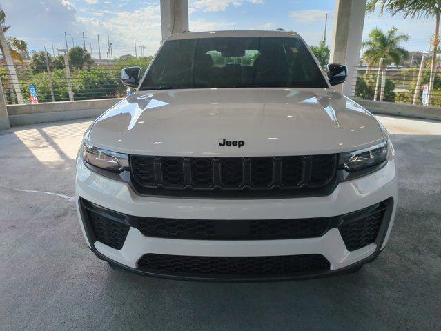 new 2026 Jeep Grand Cherokee car, priced at $43,604