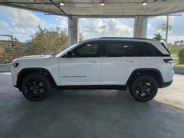 new 2026 Jeep Grand Cherokee car, priced at $43,604