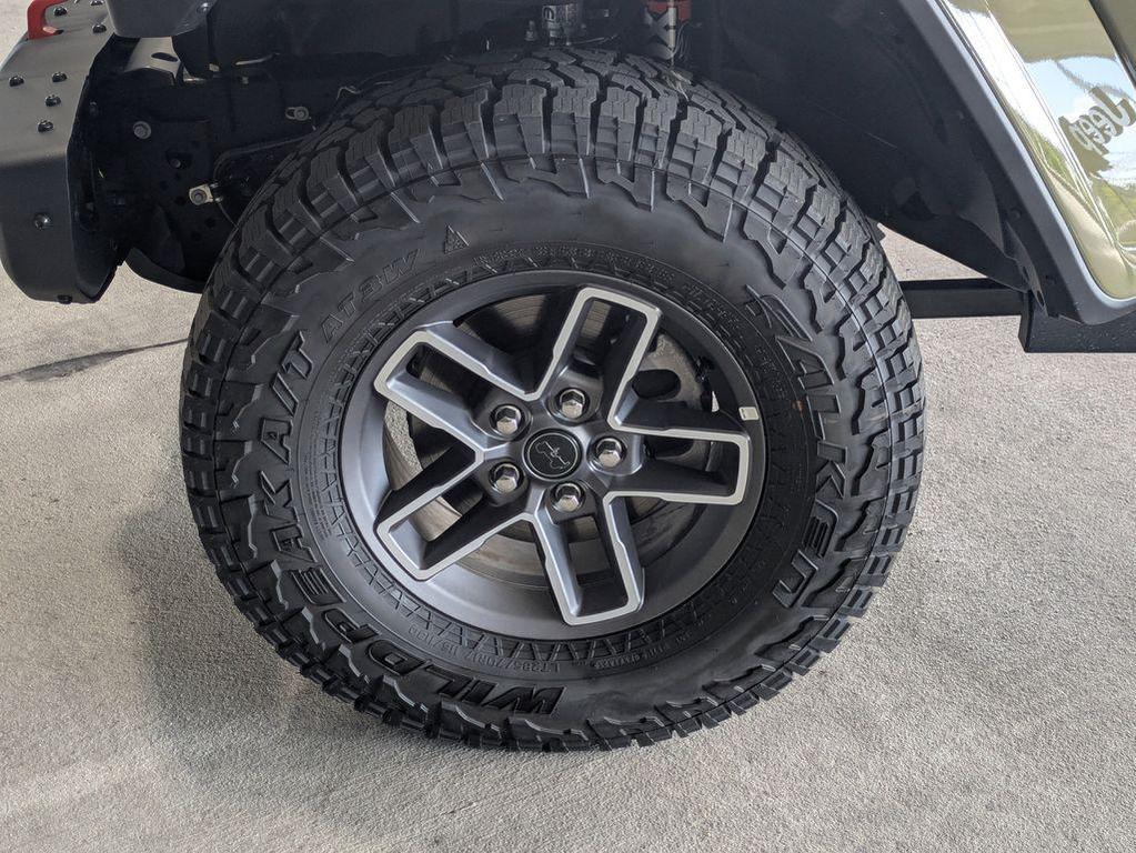 new 2025 Jeep Gladiator car, priced at $50,821