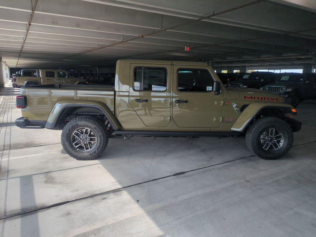new 2025 Jeep Gladiator car, priced at $50,821