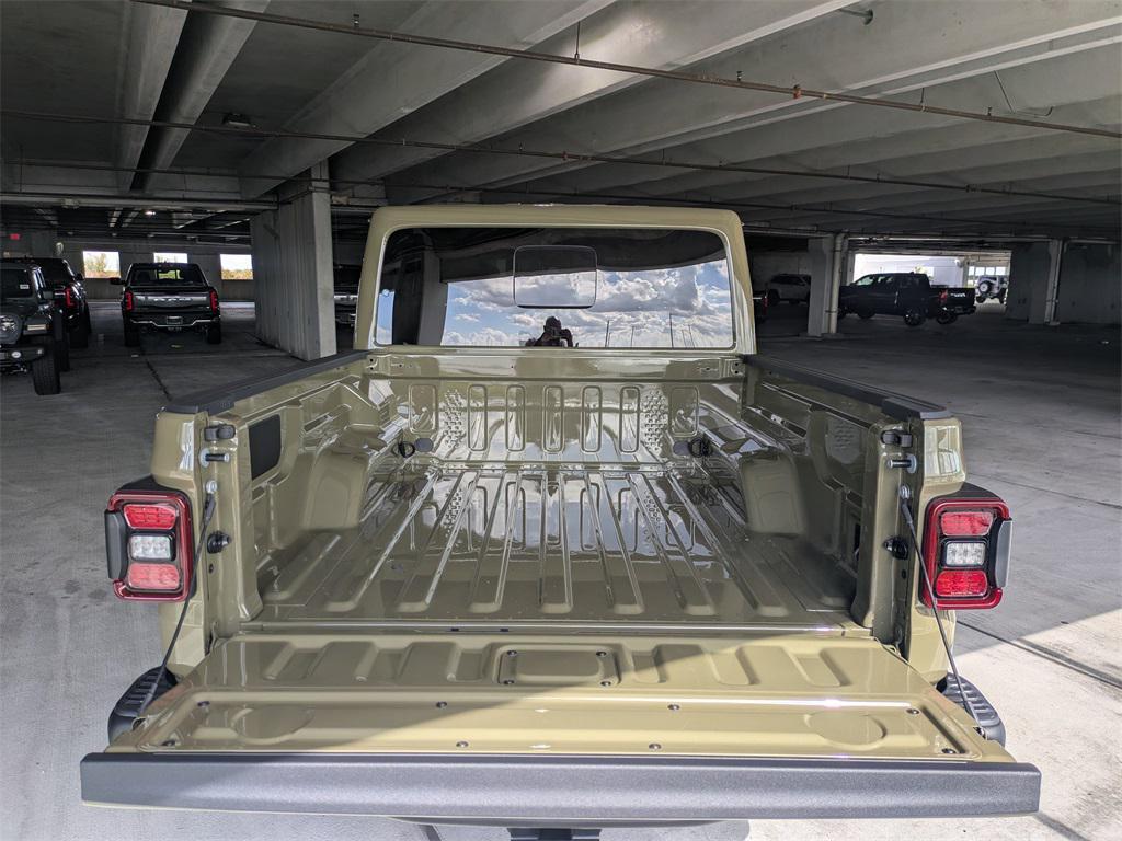new 2025 Jeep Gladiator car, priced at $51,821