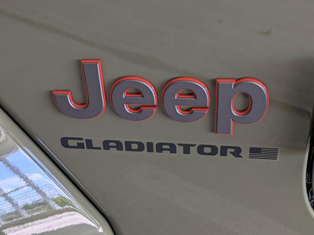 new 2025 Jeep Gladiator car, priced at $50,821