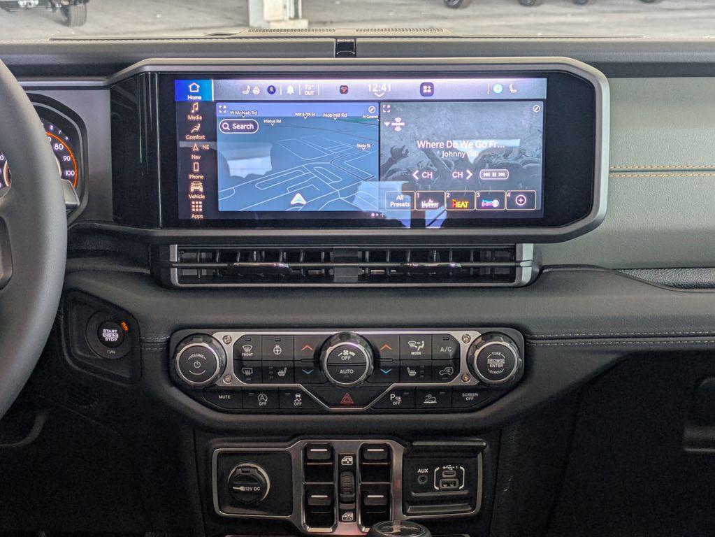 new 2025 Jeep Gladiator car, priced at $50,821