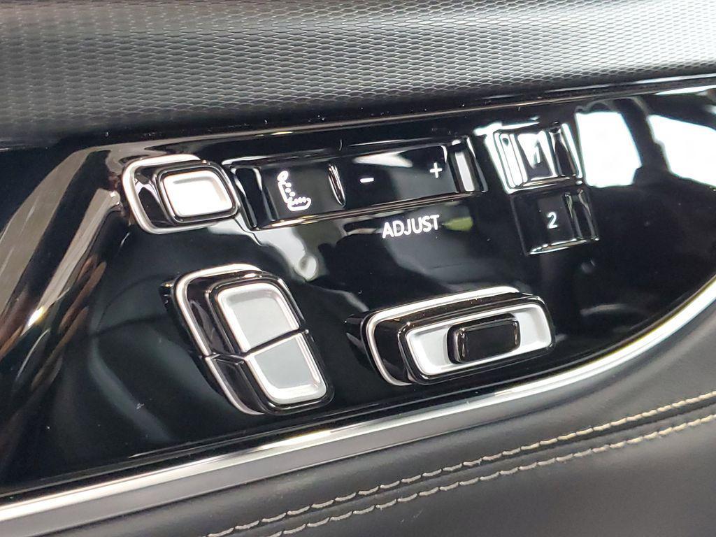 new 2026 Jeep Grand Wagoneer L car, priced at $97,468