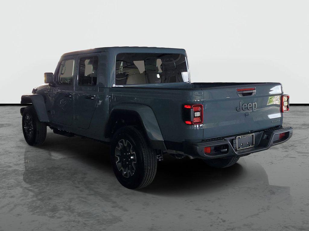 new 2026 Jeep Gladiator car, priced at $42,923